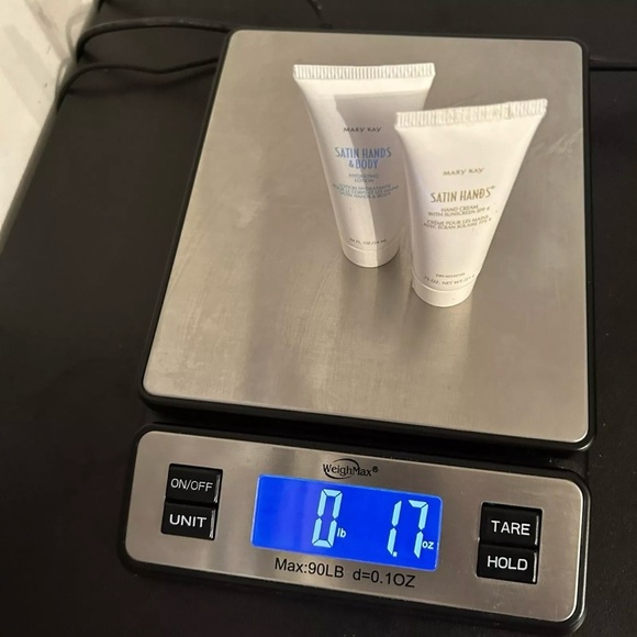 Mary Kay Satin Hands & Body (Hand Cream & Hydrating Lotion) - Picture 7 of 7